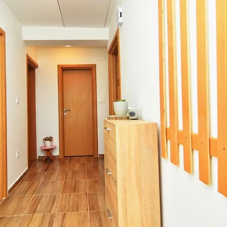 Kuca Za Odmor Diana Sukošan