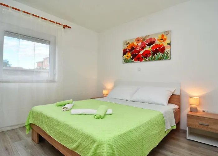 Kuca Za Odmor Diana بيت للعطل Sukošan