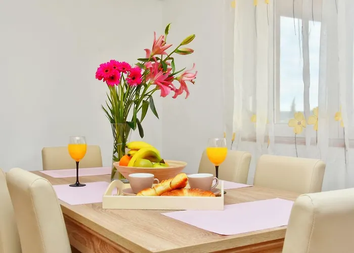 Kuca Za Odmor Diana بيت للعطل Sukošan