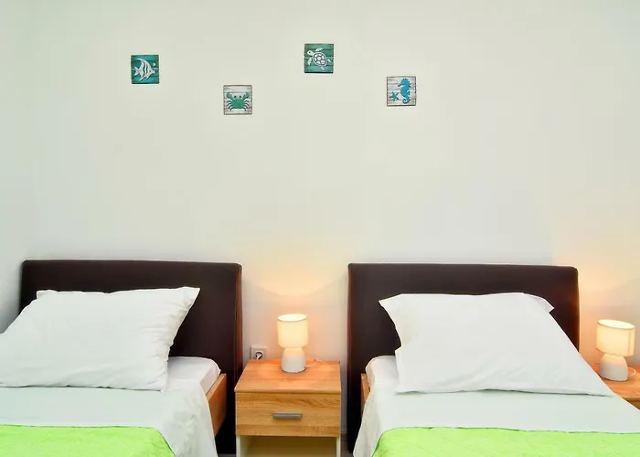 Kuca Za Odmor Diana بيت للعطل Sukošan