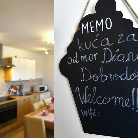 Kuca Za Odmor Diana Holiday home